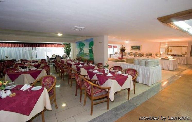 Arsinoe Beach Hotel ลิมาซอล ภายนอก รูปภาพ
